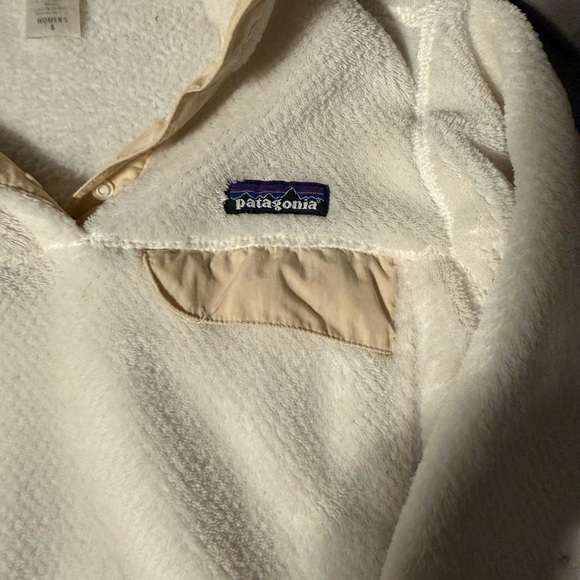 Patagonia Women’s Pullover Sweater - Picture 2 of 6